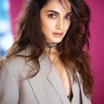 Kiara Advani Instagram - The world isn’t black and white. All the magic is in the grey 🩶