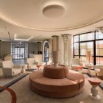 Kike Sarasola Instagram - Estoy muy contento de poder presentaros nuestro nuevo proyecto: Room Mate Filippo y Gran Filippo Apartments. Roma es una de mis ciudades favoritas del mundo y está situado al lado de la emblemática Plaza de España. Además, ha sido diseñado por mi querido amigo @tomasaliadesign. ¡Qué maravilla! 👏❤ I'm delighted to present to you our new project: Room Mate Filippo and Gran Filippo Apartments. Rome is one of my favorite cities in the world. It's located next to the iconic Piazza di Spagna and it was designed by my dear friend Tomás Alía. How wonderful! 👏❤ #RoomMateHotels #ILoveRoomMate #RoomMateFilippo #Roma #Rome