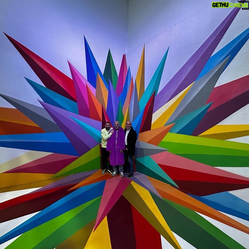 Kike Sarasola Instagram - ¡ESPECTACULAR 🙌🏻 OKUDA! Ayer pude disfrutar de la colaboración con @okudart y @porsche_iberica en @factory_ofdreams. Estuve con mi adorado @peponnieto. ¡Planazo de fin de semana que no os podéis perder! AMAZING 🙌🏻 OKUDA! Yesterday I had the chance to enjoy the collaboration with @okudart and @porsche_iberica at @factory_ofdreams. I was there with my beloved @peponnieto. A weekend plan you can't miss! #art #arte #España #Spain #weekend Madrid, Spain
