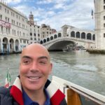 Kike Sarasola Instagram – Hoy puedo compartir con vosotros noticias MARAVILLOSAS. 👏🏻👏🏻👏🏻 En Room Mate volvemos con fuerza y cerramos el año con 15 millones de EBITDA positivo. El mejor dato de nuestra historia.
Aterrizamos en Londres, en Belgravia. En Roma con nuestro segundo hotel, al lado del Coliseo Y abrimos en Venecia con nuestro primer Palazzo, al lado del famosísimo Ponte Di Rialto. 🥰
Today I can share with you some AMAZING news. 👏🏻👏🏻👏🏻 At Room Mate we are back stronger than ever and we are closing the year with 15 million EBITDA positive. The best figure in our history.
We land in London, in Belgravia, in Rome with our second hotel, next to the Colosseum AND we are opening in Venice with our first Palazzo, next to the famous Ponte Di Rialto. 🥰