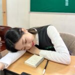 Kim Da-hyun Instagram - ٩(^‿^)۶ 📖✏️🫶