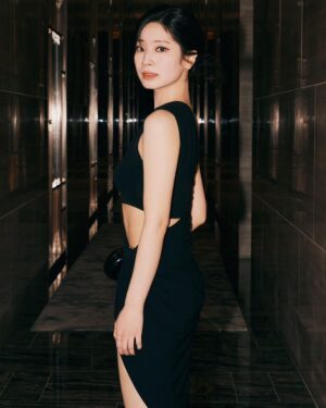 Kim Da-hyun Instagram - #MichaelKorsCollection #NYFW @michaelkors