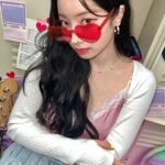 Kim Da-hyun Instagram - 🤘