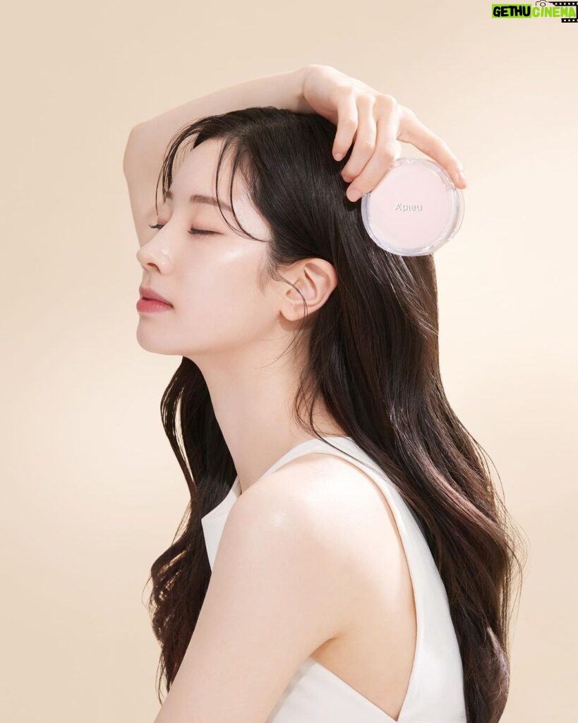 Kim Da-hyun Instagram - @apieu_cosmetics @apieu_japan 🤍