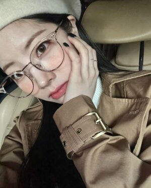 Kim Da-hyun Instagram - 🍂🍁
