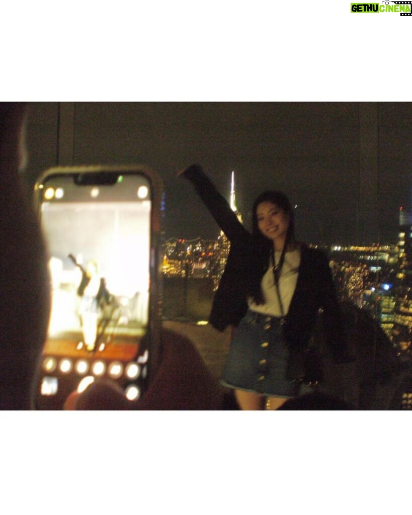 Kim Da-hyun Instagram - New York night view🌃✨
