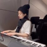Kim Da-hyun Instagram - 눈 오는 날 피아노🎹