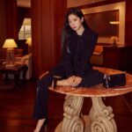 Kim Da-hyun Instagram - @michaelkors @harpersbazaarkorea 🖤