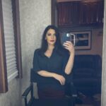 Kim Director Instagram – Mirror selfie from tonightβs episode of @bluebloods_cbs π
#actress #setlife #brooklyn #bluebloods #redlips #cbs Brooklyn, New York