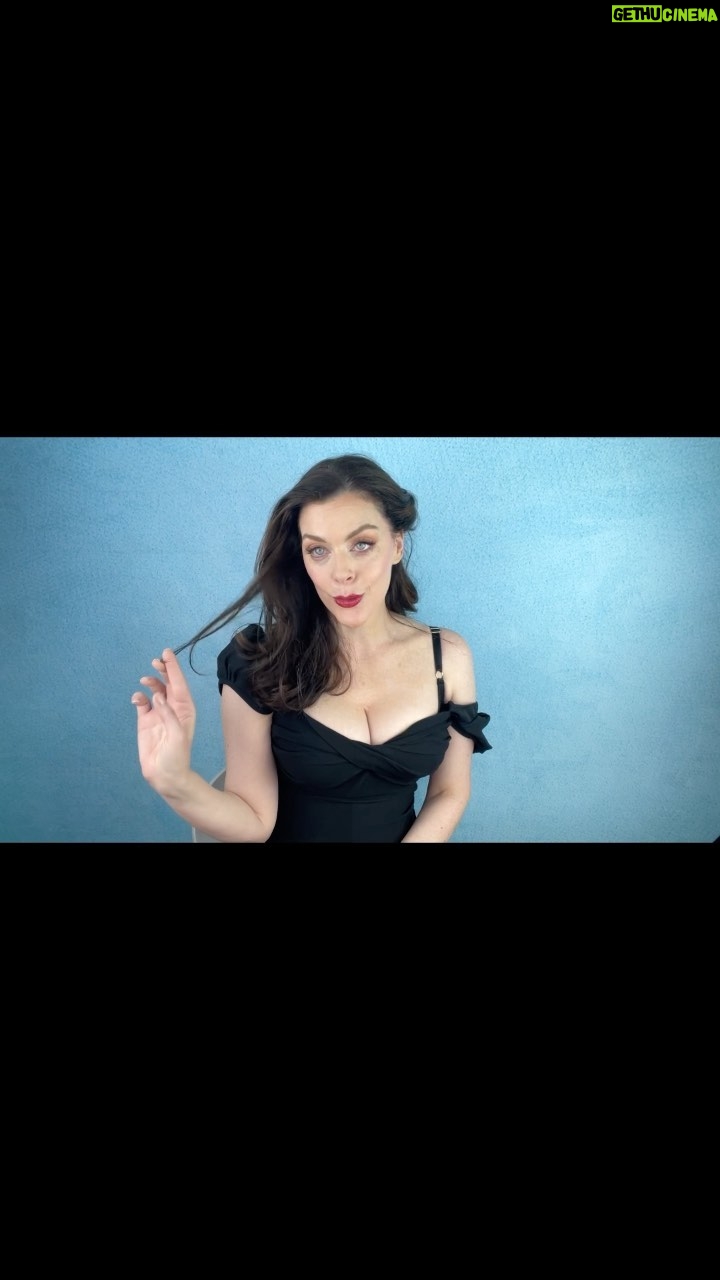 Kim Director - 1.3K Likes - Giving this a try! Editing was a bit harder than it looked đ
âPick 9 random videos and audio synch them to this sound and it will make your life look like a movieâ