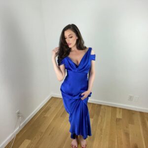 Kim Director Instagram - No pictures were allowed at my dinner last night, but I wanted to show off this dress anyway. 

Thank you @stylewithden and @theiacouture 
I never wanted to take this dress off ❤️❤️