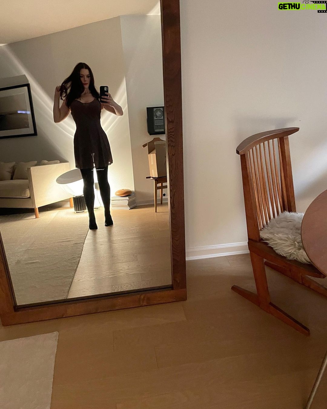 Kim Director - 1.2K Likes - 1. The wonderful @michaelcbenz is absolutely HILARIOUS in @uphereonhulu
2. The super talented
@mickszal (check out her show in NYC this Monday!)
3. đ @inearnestofficial
4. Goodnight xx
#nyc #uphere