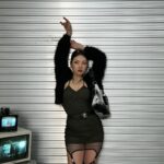 Kim Eun-young Instagram - Silver the trend this year right? @giamiaa_official #ad
