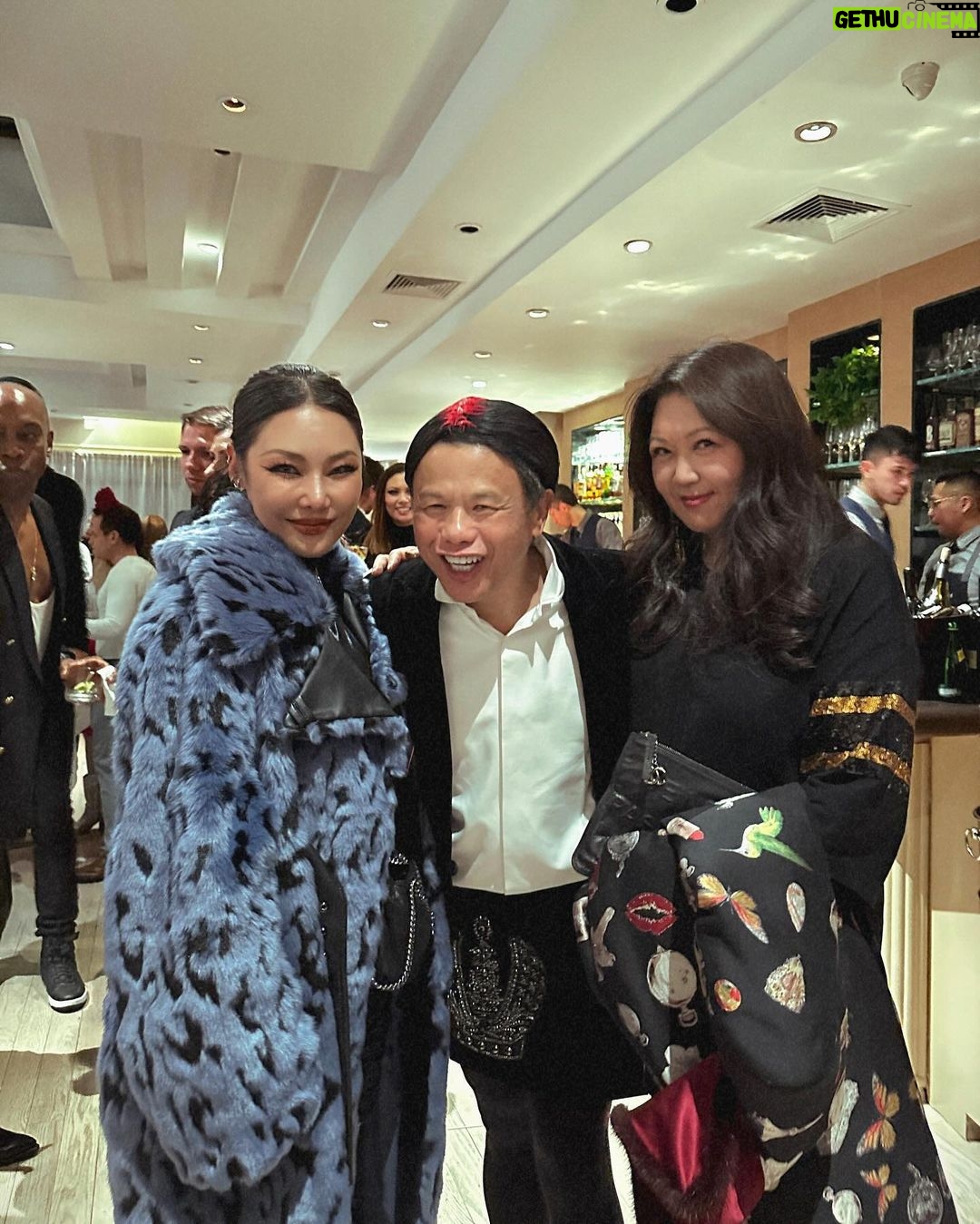 Kim Eun-young Instagram - @zangtoi show and meeting @philippplein It’s an honor to meet them! Park Avenue Christian Church