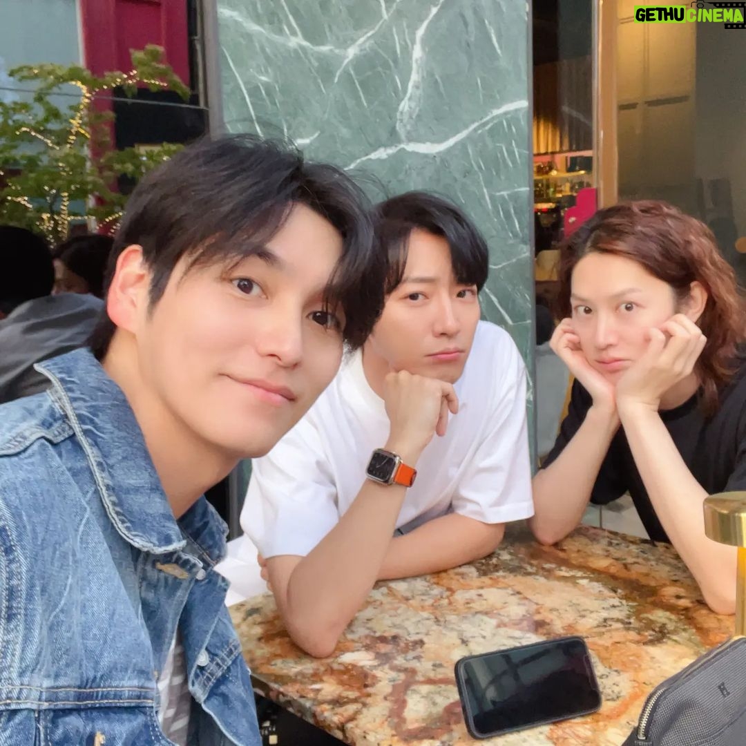 Kim Hee-chul Instagram - 🐷 . . #최성준 #이상엽 #김희철