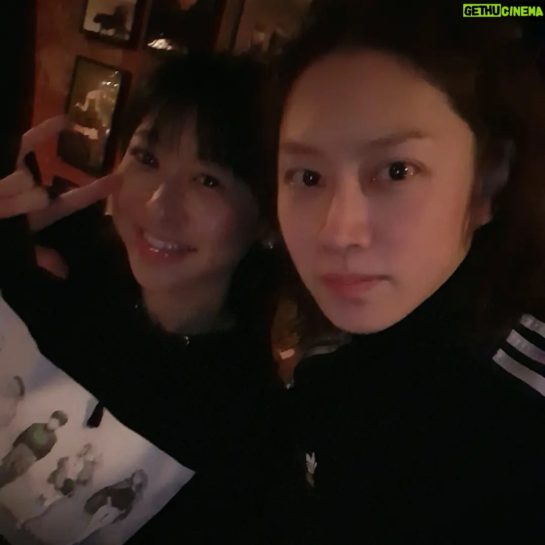 Kim Hee-chul Instagram - 니코니코니~🤟 진짜야! 진짜 야자와 니코 목소리라니까?!😍🤩 . . #러브라이브 #야자와니코 #徳井青空 #니시키노마키 #Pile