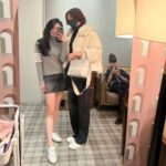 Kim Hee-chul Instagram - 내 친구 맥신쿠 & 구숙정 누님의 딸 Ayla 구숙정누나는 진짜 내가 본 3D여자분들 중에서 가장 귀엽고 예쁘고 아름다우시다☺️🤗😍🤩 내 또래의 사람들은 모두 공감할듯😌😌 . . @maxinekoo @yuetyuetxx 아베크청담
