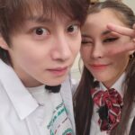 Kim Hee-chul Instagram - 김수용님의 만화 과 '피플크루' 의 비디오를 보며 쉬는 시간만 되면 친구들과 체육복으로 갈아입고 복도로 나가 되지도 않는 토머스와 윈드밀을 하던 16살 시절이 생각나네요😂🤣 '스트릿 우먼 파이터' 를 시작으로 댄서분들의 멋짐과 대단함이 더 널리 알려지길 바랍니다🤗 지금 녹화 들어가야하니 자세한 얘기는 이따 쓰도록 하겠어요!!🙂🙃 #스트릿우먼파이터 #모니카 #허니제이 #아이키 #효진초이 #리헤이 #가비 #노제 #리정
