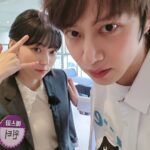 Kim Hee-chul Instagram - 오예! 에스파랑 사진 찍었다😍🤩 #aespa #에스파 #아는형님