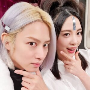 Kim Hee-chul Instagram - <이십세기 힛트쏭>
금요일마다 저녁 8부터 KBS Joy에서🎙📢
#김민아 #누나나죽어
#띄어쓰기의중요성 #아버지가방에들어가신다