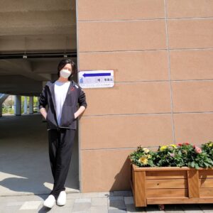 Kim Hee-chul Instagram - 투표합시다🇰🇷
.
.
#투표