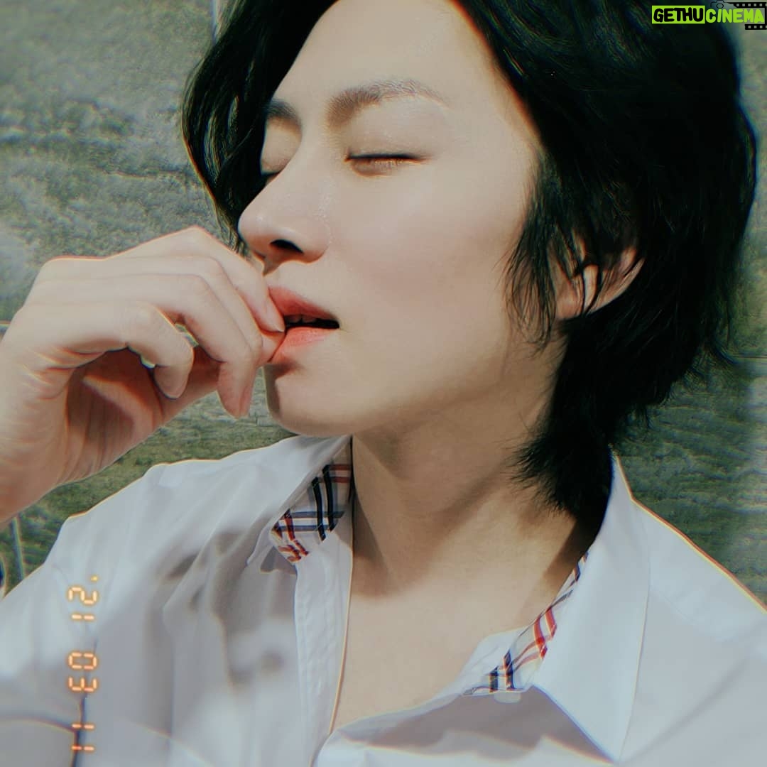 Kim Hee-chul - 626.8K Likes - House Party😷🏡🕺💃
#우리는슈퍼주니어에요