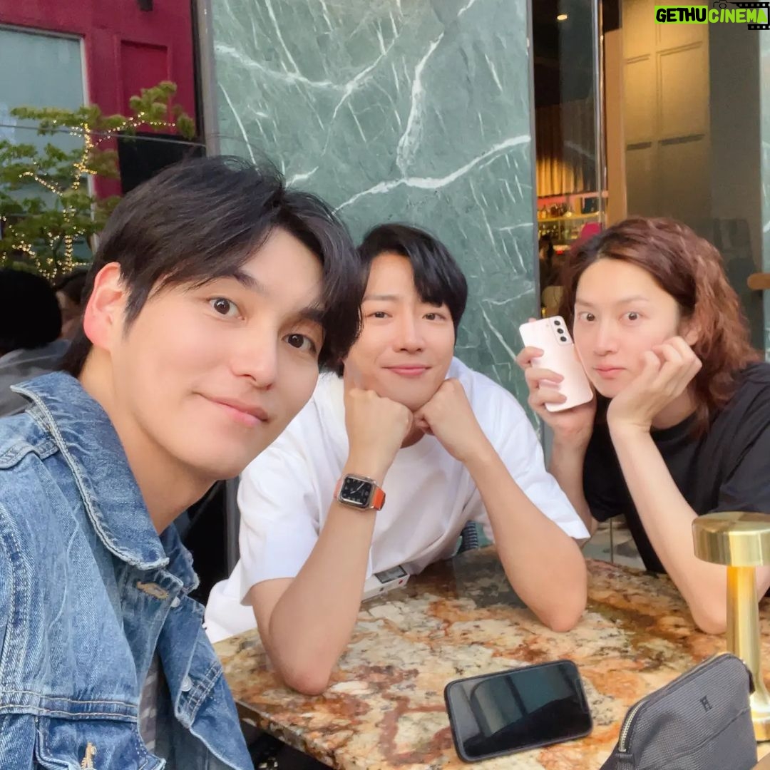 Kim Hee-chul Instagram - 🐷 . . #최성준 #이상엽 #김희철