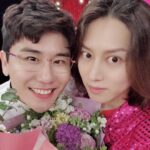 Kim Hee-chul Instagram – <77억의 사랑>이 이어준 내 친구 영탁이🐷🐷
.
.
탁이 성격 진짜 찐찐찐찐 찐이야 완전 찐이야~🤓🤓
그 동안 탁이 고생했던거 100배 이상으로 큰 행복이 돌아올거🐑!!
.
.
트롯 매니아로써 <미스 트롯>, <미스터 트롯> 덕분에 어디서나 트롯음악이 들리는게 참 기분 좋습니다🍒❤
뭔가.. 예전엔 트롯 부르면 “아 옛날 사람..” 이라는 시선도 있었는데..😔😒🙄😭
요즘엔 모든 세대가 트롯을 즐겨 듣게 되었네요👶🧡
.
.
어머님, 아버님들께서도 트롯 프로그램 덕분에 많이 웃으시고 행복해하시더라구요🤗💛
앞으로도 모두를 행복하게 해주는 트롯음악 많이 들려주세🐉!!
.
.
#아는형님 #영탁 #김희철 #영철팀 #영철없는영철팀 #홍철없는홍철팀 #무한도전
#로꾸거 #첫차 #나같은건없는건가요 #울산바위