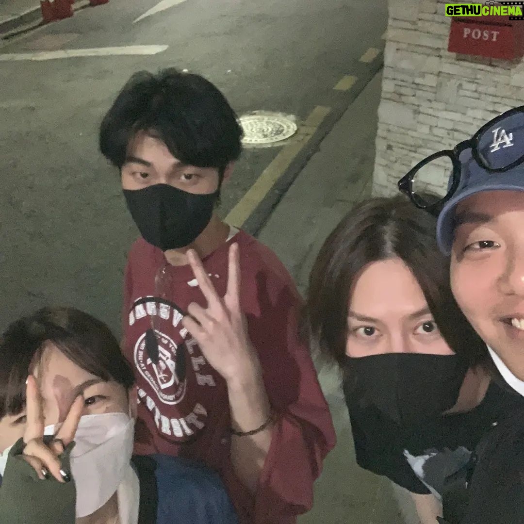 Kim Hee-chul - 509.2K Likes - 🏫
.
.
#지금우리학교는