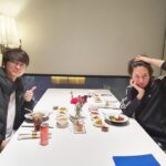 Kim Hee-chul Instagram - 보고 배울 것이 너무나도 많은 나의 STAR!🤩 게임 실력, 인성, 앞구르기 등등.. 최고인 그!😍 직접 얘기를 나눠보니 더 존경하게 됐습니다☺ 나의 스타 Faker!! 나의 우상 이상혁!! 항상 건강하고 행복하길 내가 먹은 CS 다 바쳐 응원합니다❤🙈🙏 . . #이상혁 #Faker