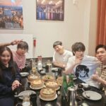 Kim Hee-chul Instagram – 사장님 귀는 당나귀 귀🐴

바로 그 식당!!🍜🫛🥢
.
.
#티엔미미 #정지선
#김조한 #라이머 #뮤지 #이진호 #조현아