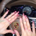 Kim Hyuna Instagram - 💅💖✨