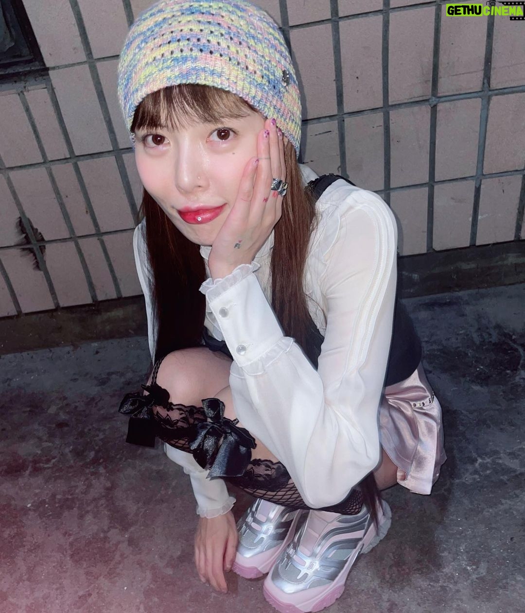 Kim Hyuna Instagram - 💖💖💖💖💖💖✨