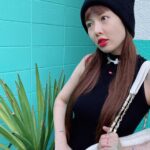 Kim Hyuna Instagram - 🫠🖤🖤🖤✨