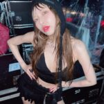 Kim Hyuna Instagram - 워터밤🖤✨