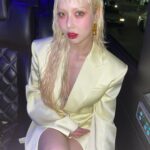 Kim Hyuna Instagram - 💛