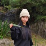 Kim Ji-Yu Instagram - #광고 @ng_apparel.kids 가을타나봐🍁🍂 찌유~~ 갑자기 추워진 날씨~ #내셔널지오그래픽키즈 의 베이직한 맨투맨 티셔츠와 시그니처 경량 다운패딩이 함께라면 환절기 추위쯤이야 거뜬히~ 이겨낼 수 있지요^^* 여기다가 로고 와펜이 포인트인 비니까지 착용하면~ 멋스러운 가을 언니야로 변신 ~~♡💕 언제나 든든한 #내셔널지오그래픽 ♡ #키즈경량패딩 #키즈패딩 #남아패딩 #여아패딩 #주니어패딩 #키즈맨투맨 #여아맨투맨 #남아맨투맨 #주니어맨투맨 #키즈비니 #키즈모자 #주니어코디 #주니어옷 #키즈옷 #키즈코디 #등교룩 #신책룩 #초딩스타그렘 #초딩코디