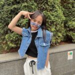 Kim Ji-Yu Instagram - 맨날 브이✌🏻 🌸5월🌸웃자🌸
