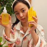 Kim Ji-Yu Instagram - 🍊 찬바람 불땐 #불수감앰플 💕 환절기 거칠어진 찌유의 연약한 피부를 위해 #불수감 #시트러스메디카앰플 준비했어요~ 보기만 해도 비타민C 가 팡팡‼️ 푸석한 피부에 수분이 촉촉하게 들어오는 느낌 🙏🏻🌸 부지런히 사용해서 맑은 피부로 돌아가자구!!! #불수장생 #불수감화장품 #포플라 #포플라시트러스메디카앰플 #여수불수감앰플 ☞ @bulsujangsaing