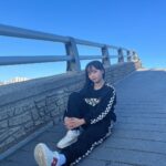 Kim Ji-Yu Instagram - 🫶🏻 벌써 10월….. 남은 23년도 열심히‼️ 즐겁게‼️ 살자요~~~😘 💚🧡💚🧡💚🧡💚🧡💚 #오늘도이쁜옷 👉🏻@kokoyarn_official #kokoyan #코코얀 #등교룩 #키즈코디 #주니어옷 #초딩일상
