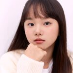 Kim Ji-Yu Instagram - 첫사랑 컨셉? 🤣 #청순하고싶다 #김지유