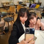 Kim Ji-Yu Instagram - 🩷 귀여운 동생들과 함께^^* 회식 후💕 우리 #김지유 이제 진짜 형님이구나😅🥰 동생들하고 있으니 ㅋㅋ 티가 팍팍~~~~~ 💜 #감사합니다 #퐛팅 💪🏻 Posted @withregram • @jjwang_rose119 #반가워👋 . . . 오디션 준비부터 어렵지만 재미있는 연기에 어떤 작품인지 궁금했었는데,,, 시나리오부터 준비까지 넘 흥미로운 작품😚👍 오늘 오픈된 기사를 보니 더 기대되네요❤️ 시작을 알리는 고사와 회식 자리까지 함께😁 좋은 자리에 초대해주셔서 감사합니다🙏 비록 촬영장에서 만나지는 못하지만,,, 지유 누나, 예봄이도 반가웠어요😍 . . . #키즈모델#아역배우 #안석현#아역배우안석현 #상업영화#캐스팅#두근두근💕 #잘준비해서보여드릴게요🙌 #화이팅‼️#영화가좋다🎬