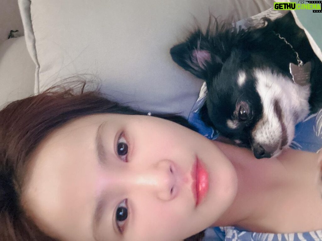 Kim Ji-min Instagram - 엄마와 딸💕