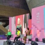 Kim Ji-min Instagram - 글로벌 뷰티트렌드 허브 . 서울! 첫회를 맡게 됐답니다🎶🎵 동대문 DDP 어울림광장에서 열린 K-뷰티 페스티벌! 앞으로 매년개최되는 축제인만큼 넘 뜻깊은 시간이었어요💃🏻 #서울뷰티위크#정샘물#서수경#요니P#이나겸#김지민