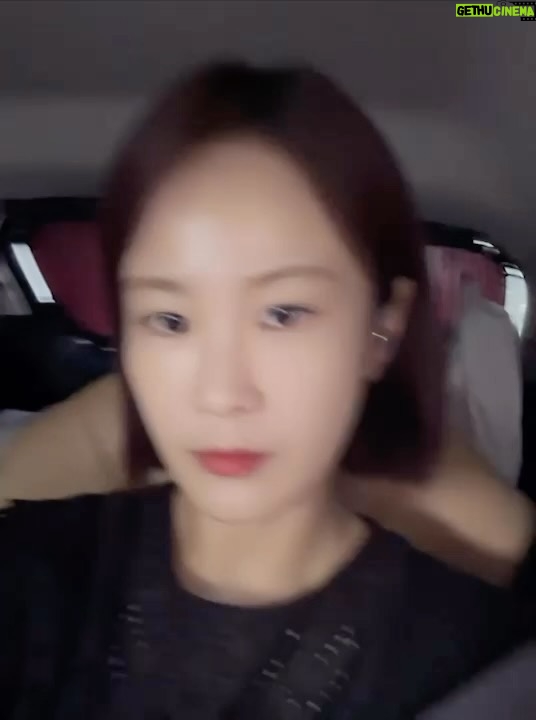 Kim Ji-min Instagram - 올망졸망 똘망똘망 연속 두번하기... 왜 안되지ㅜㅜ #올망졸망똘망똘망
