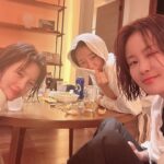 Kim Ji-min Instagram - 여행가는데 비가오길 진심으로 기도하는 우리! 날씨가 안좋을수록 추억이 더 쌓이는 우리! #저세상텐션#정이랑#황보라#김지민#박나래야기다린다!#나래가없다!