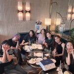 Kim Ji-sook Instagram - 오랜만에 별 완전체!!🌈 늘 고마운 울 멤버들, 격하게 축하해줘서 고마워!!!! 그래서 자세한 얘기는 다음에 또 만나서 하자궄ㅋㅋㅋㅋ🫢 . #너무웃어서목아퍼