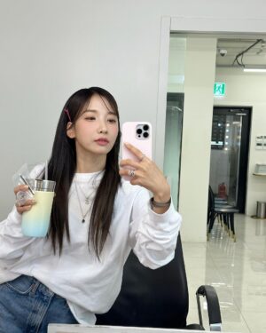 Kim Ji-sook Instagram - 앙뇽!