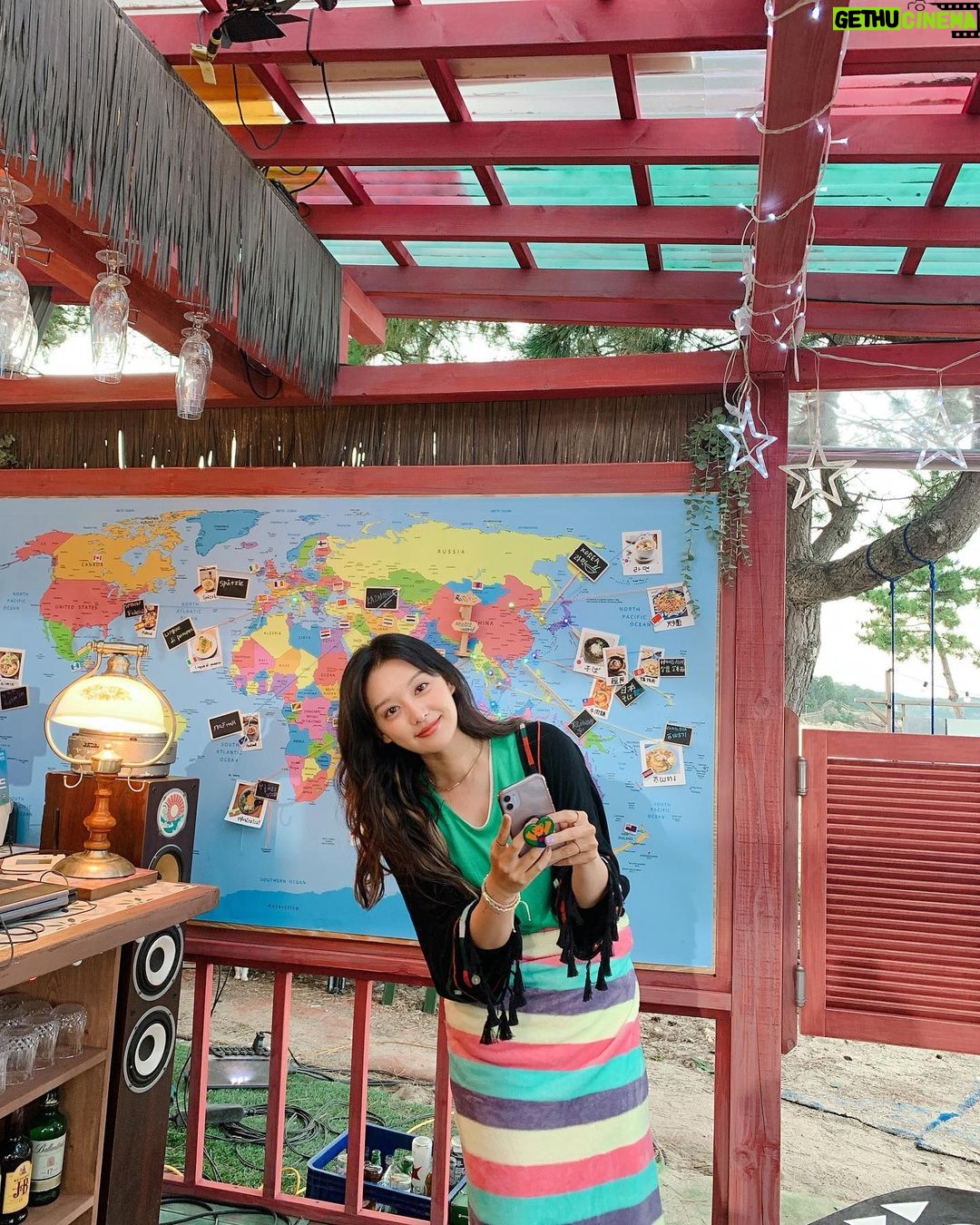 Kim Ji-won Instagram - 여러분 새해 복 많이 받으세요🐮 2021년에도 #도시남녀의사랑법 과 함께해요!