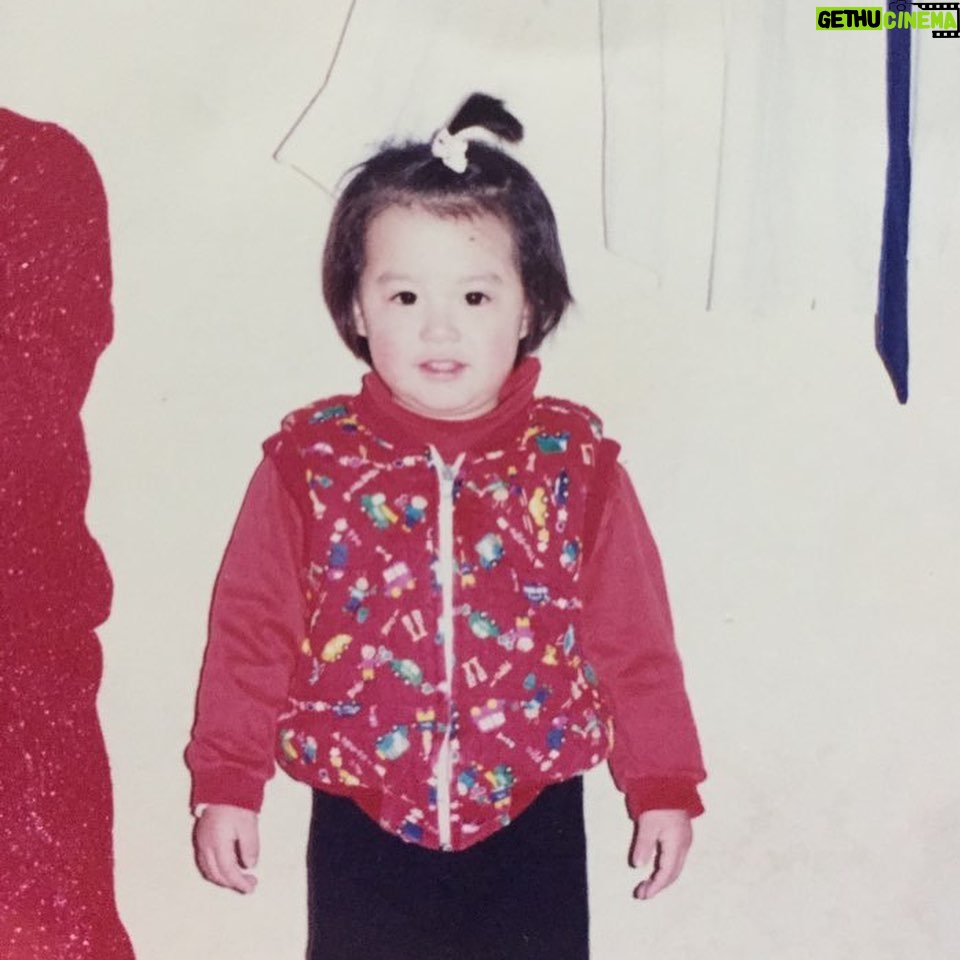 Kim Ji-won Instagram - 어린이날 기념🤗